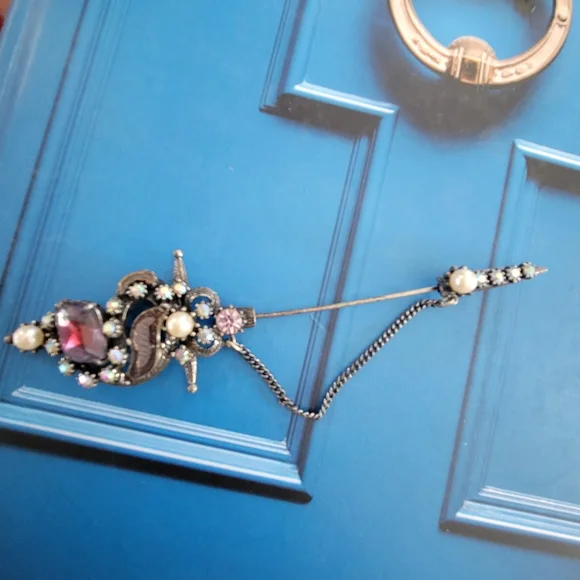 Florenza Hat Pin Stick Pin ~ Vintage ~ Victorian Revival ~ Rhinestones ~ Flaws - Picture 3 of 16